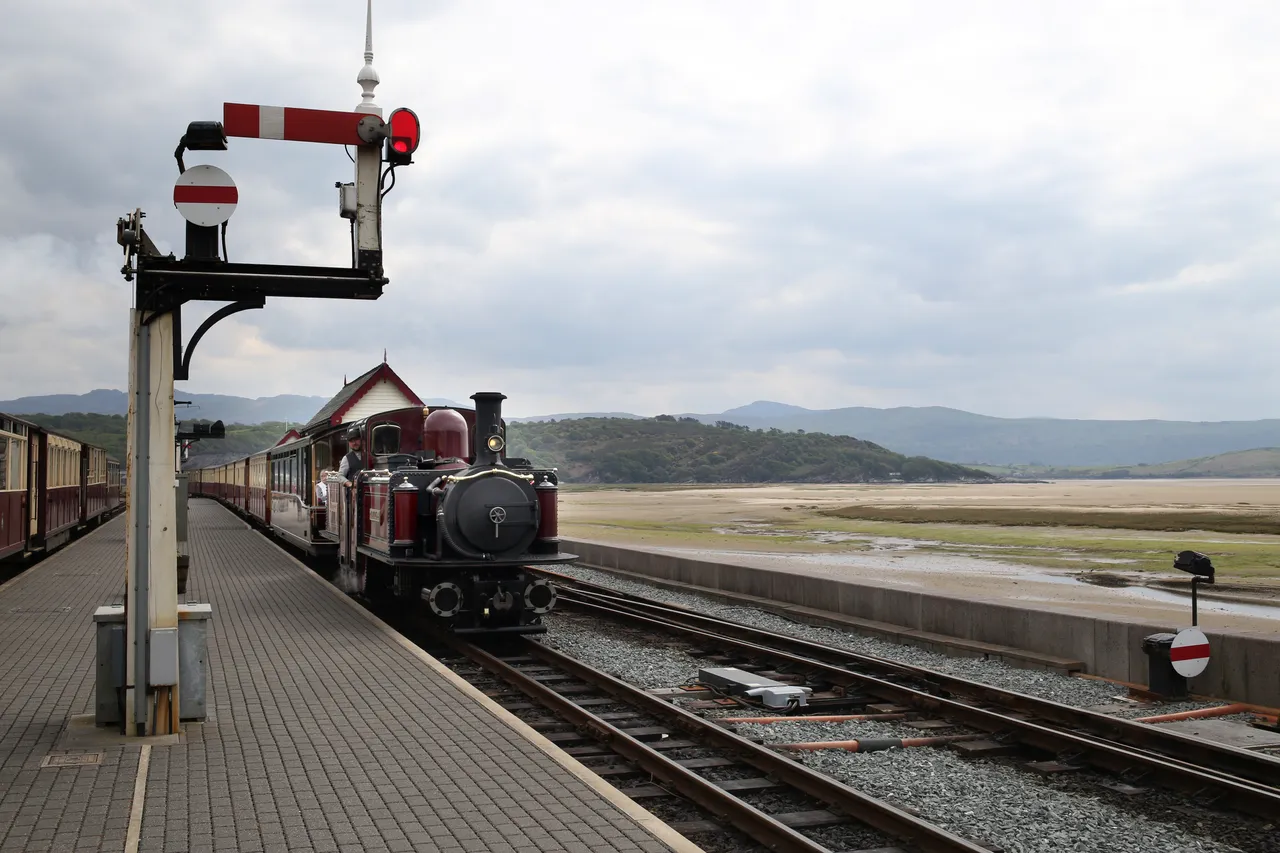 Ffestiniog Railway, Snowdonia