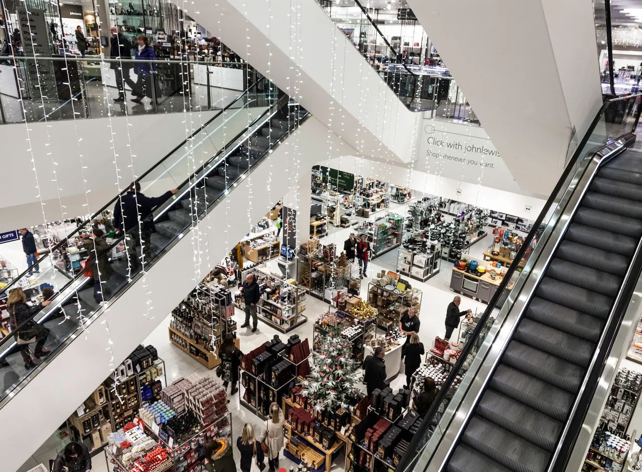 Christmas attractions in Cardiff