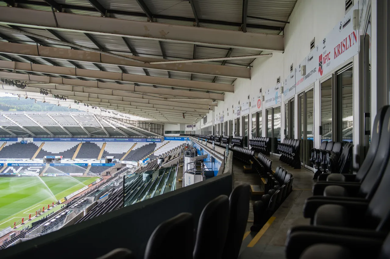 Swansea.com Stadium, Swansea