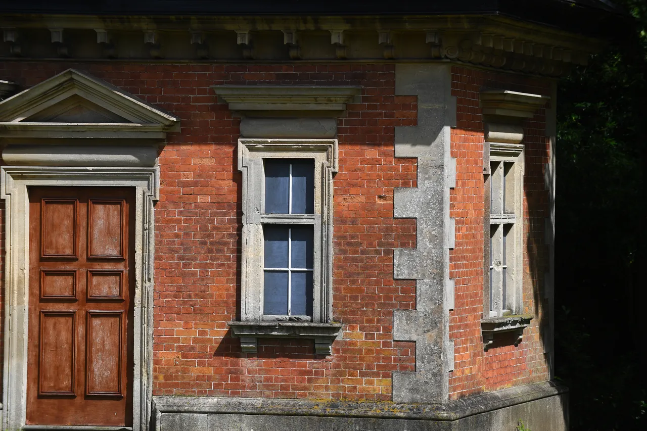 Tredegar House