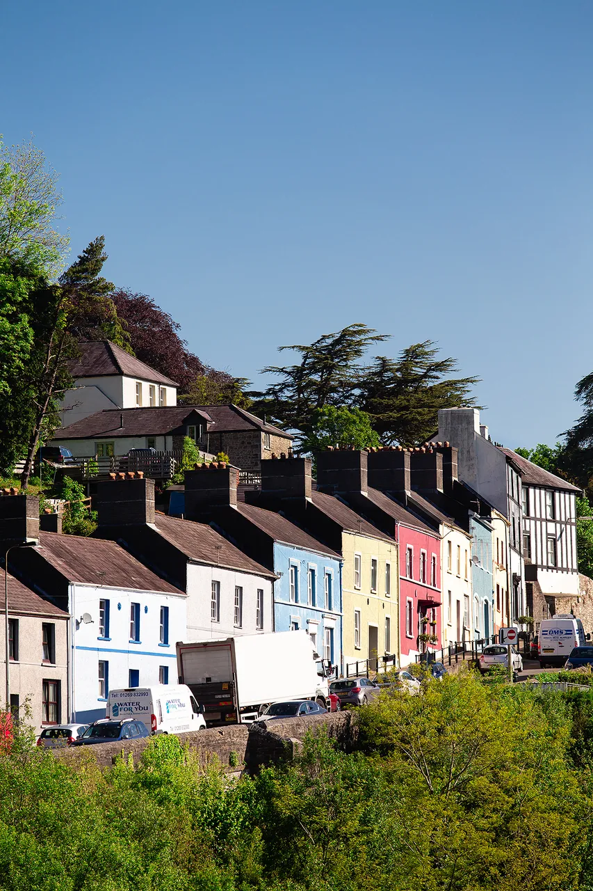 Llandeilo Houses