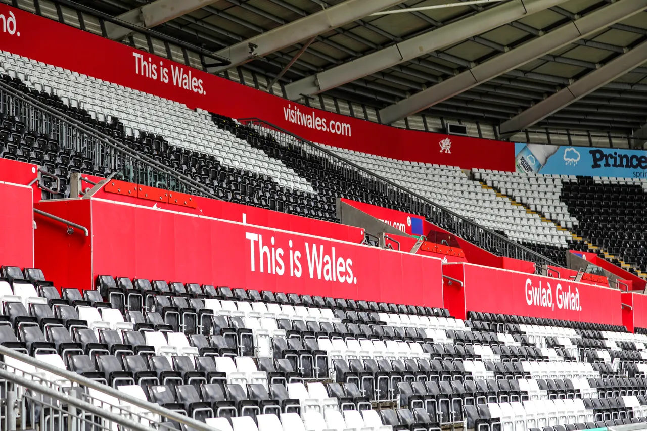 Swansea.com Stadium, Swansea