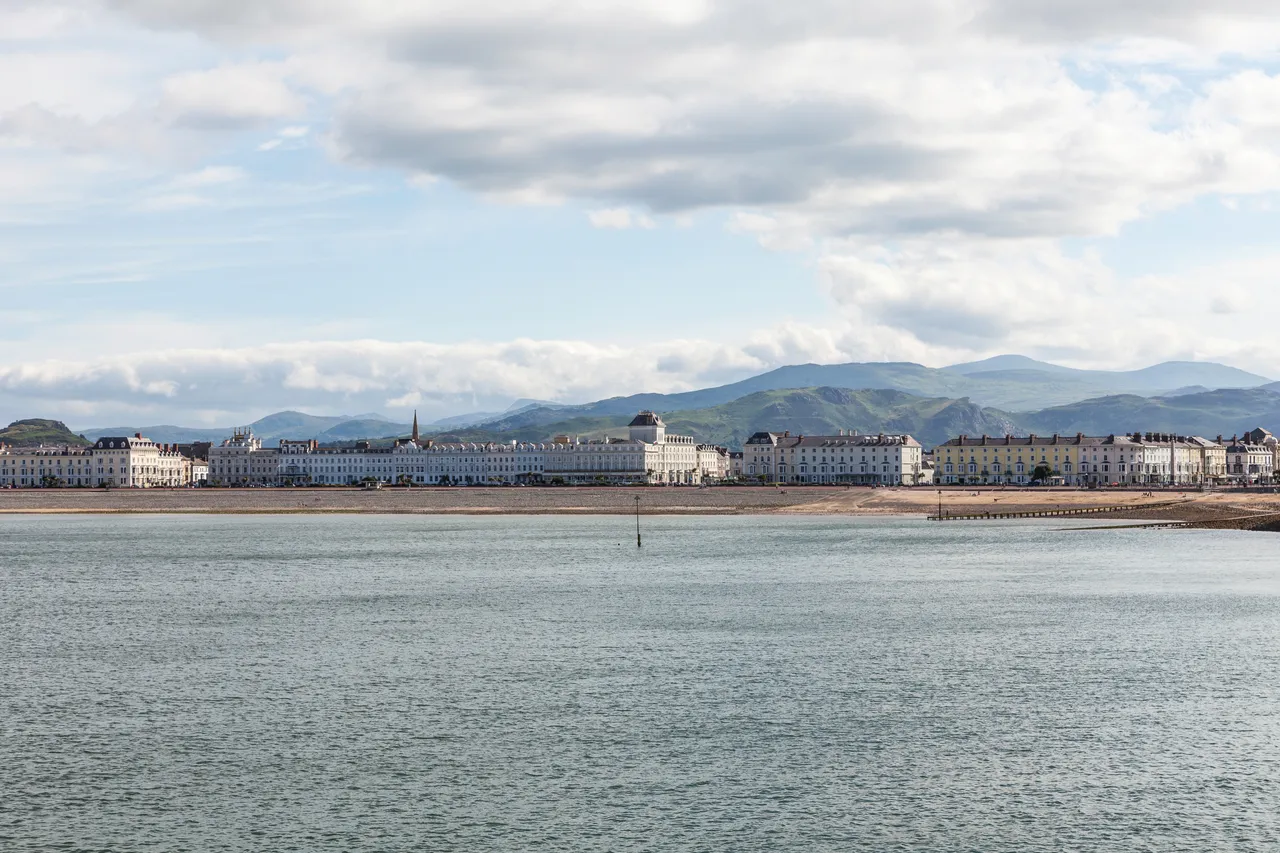 Alice in Wonderland Trail, Llandudno
