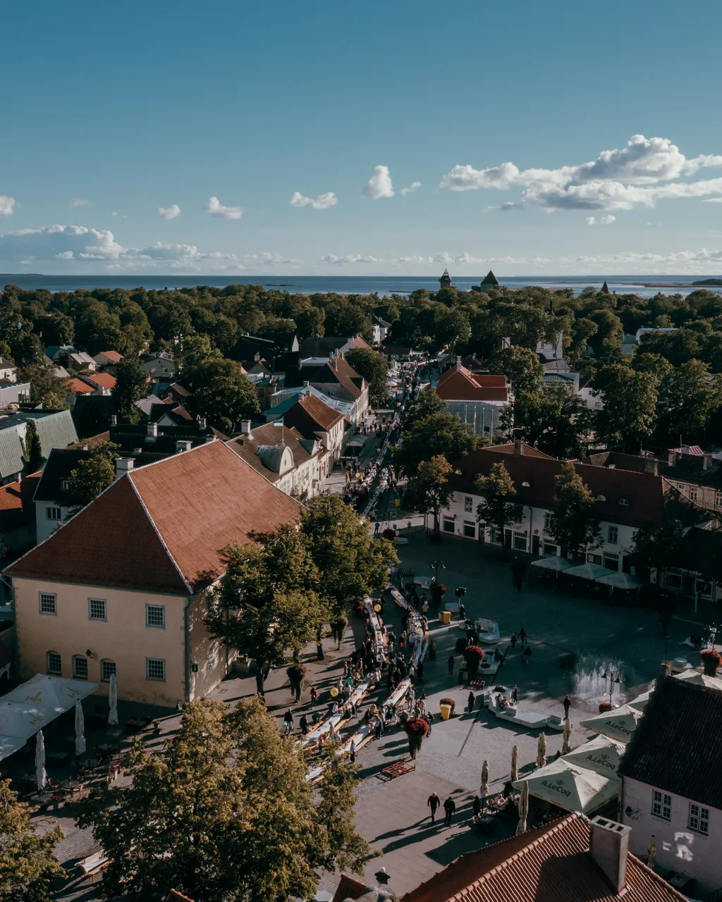 Kuressaare street picnic