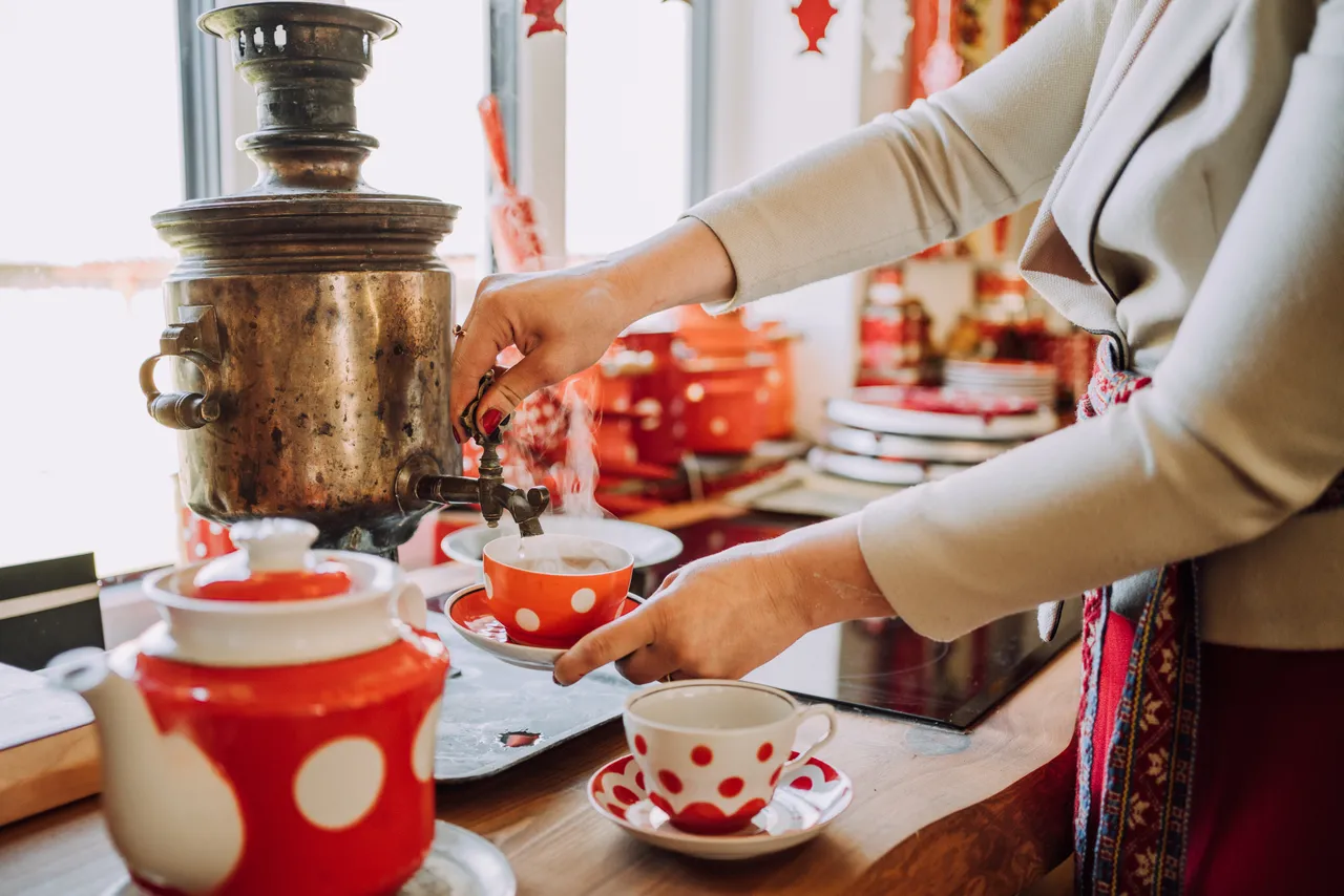 Samovar house in Varnja