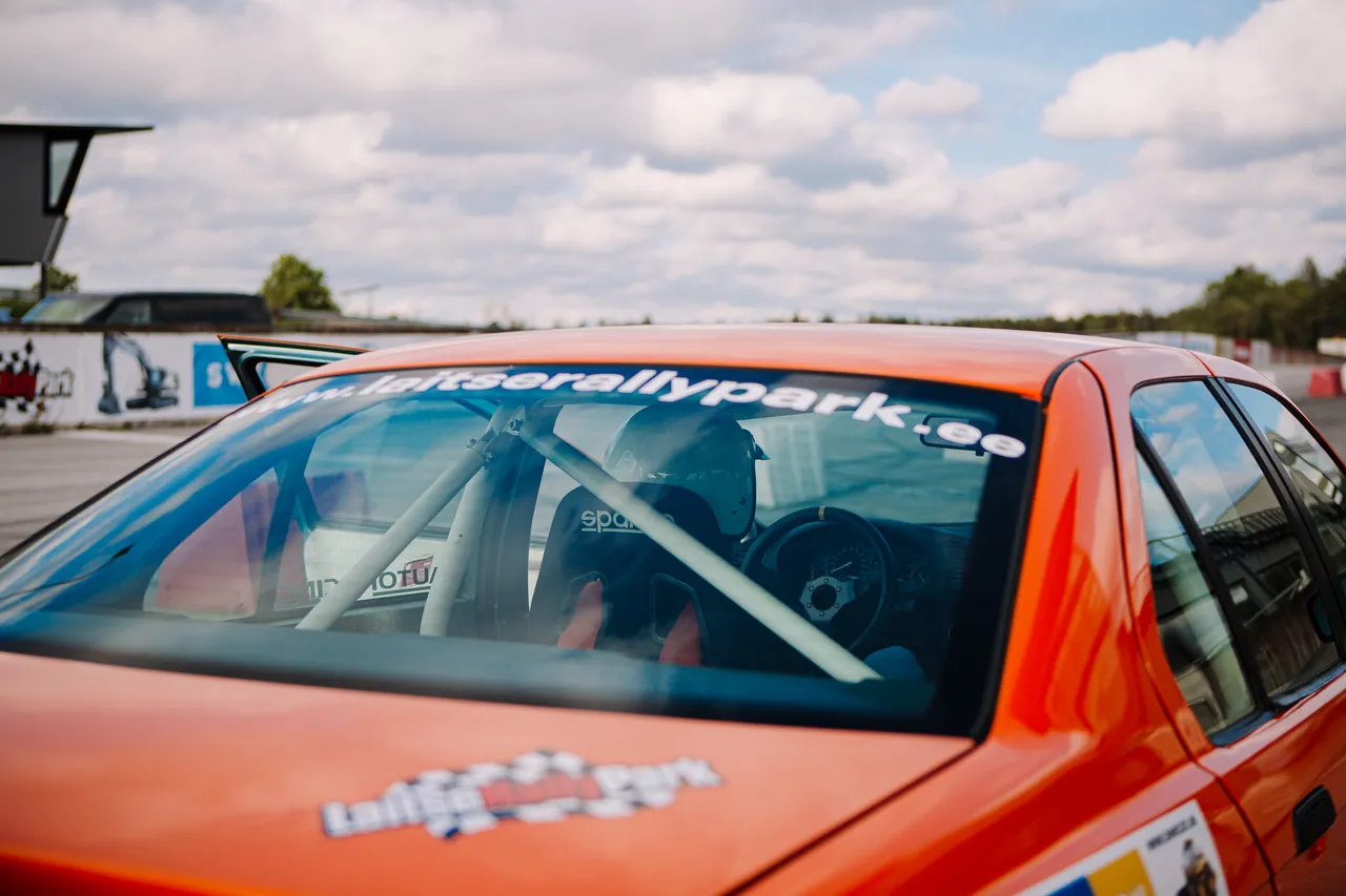 Double Track Rally Race