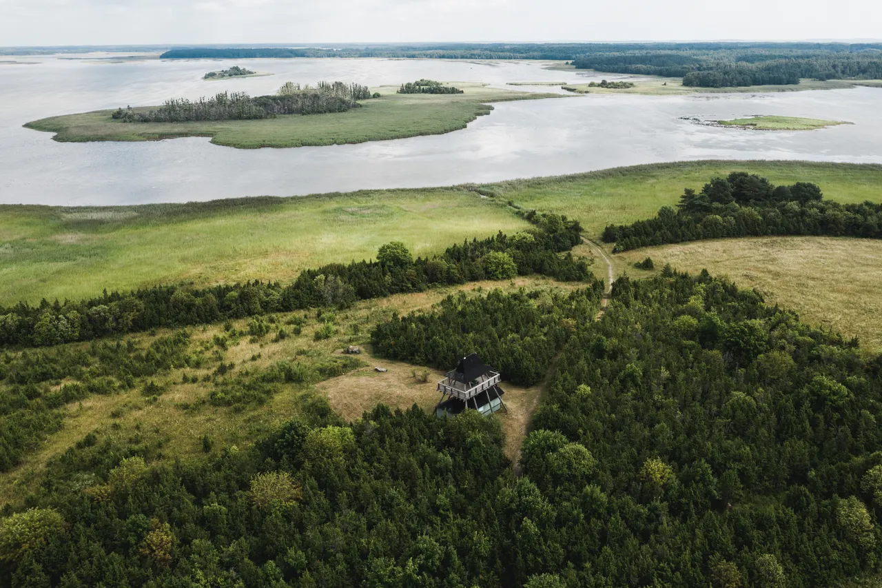 Orjaku Birdwatching Tower