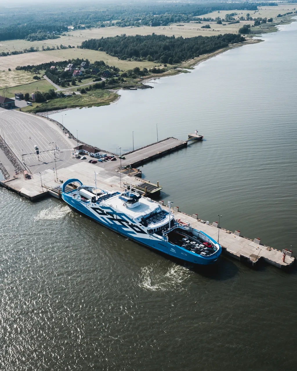 Virtsu-Kuivastu ferry