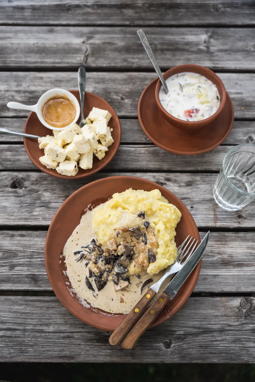 Taarka Tarõ Köögikõnõ Restaurant