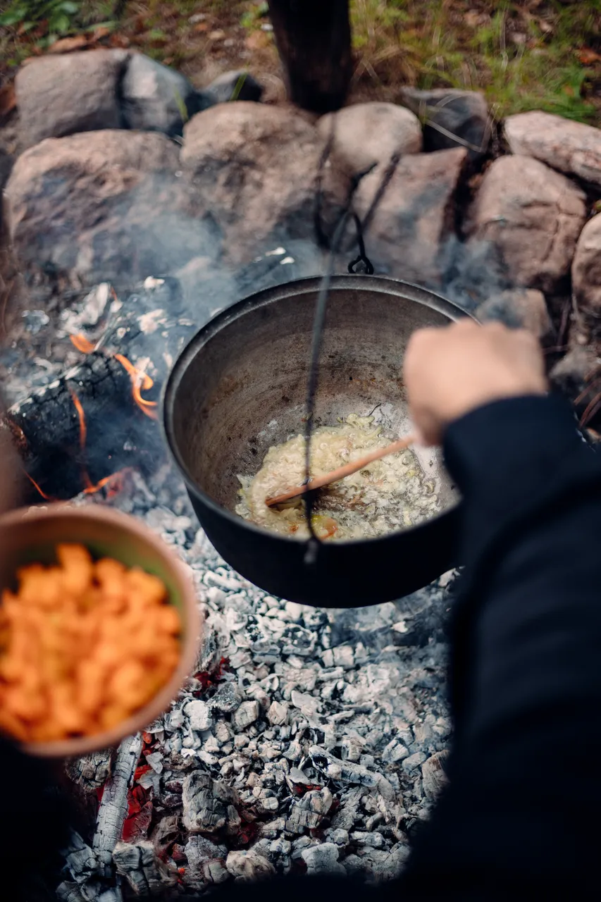 Hinniala bonfire food