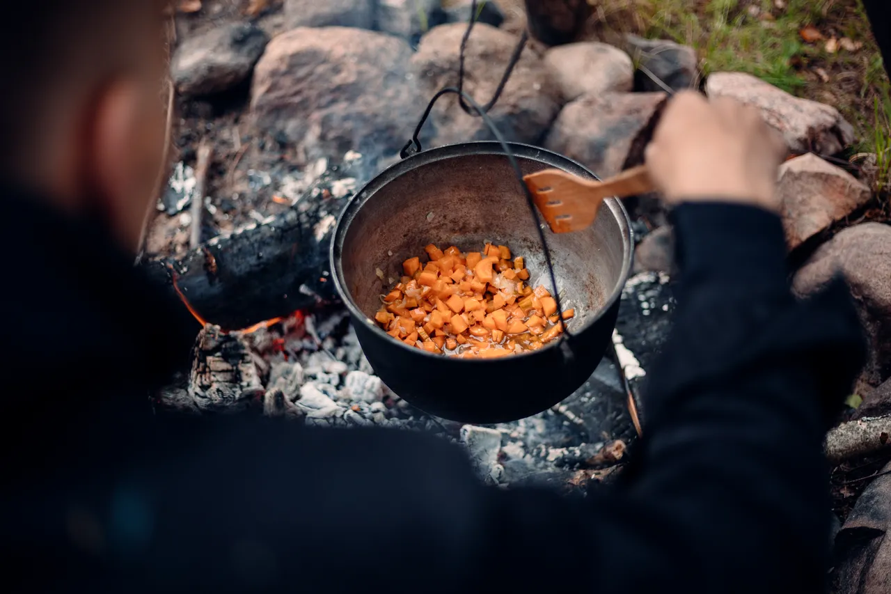 Hinniala bonfire food