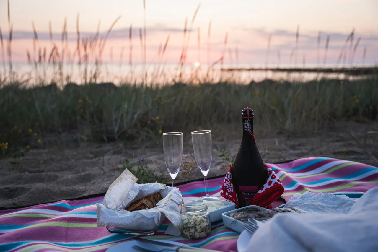 Sunset picnic