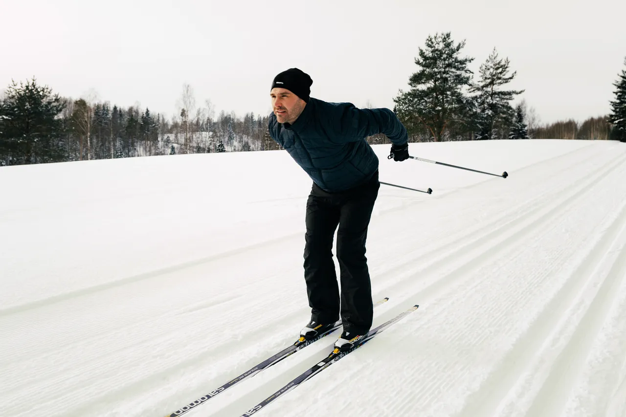 Cross country skiing