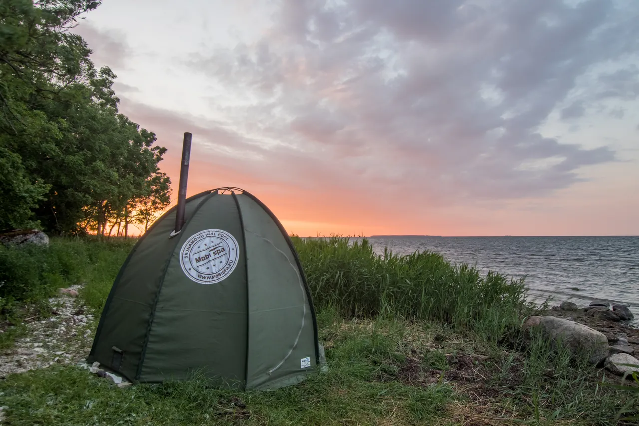 Sauna tent