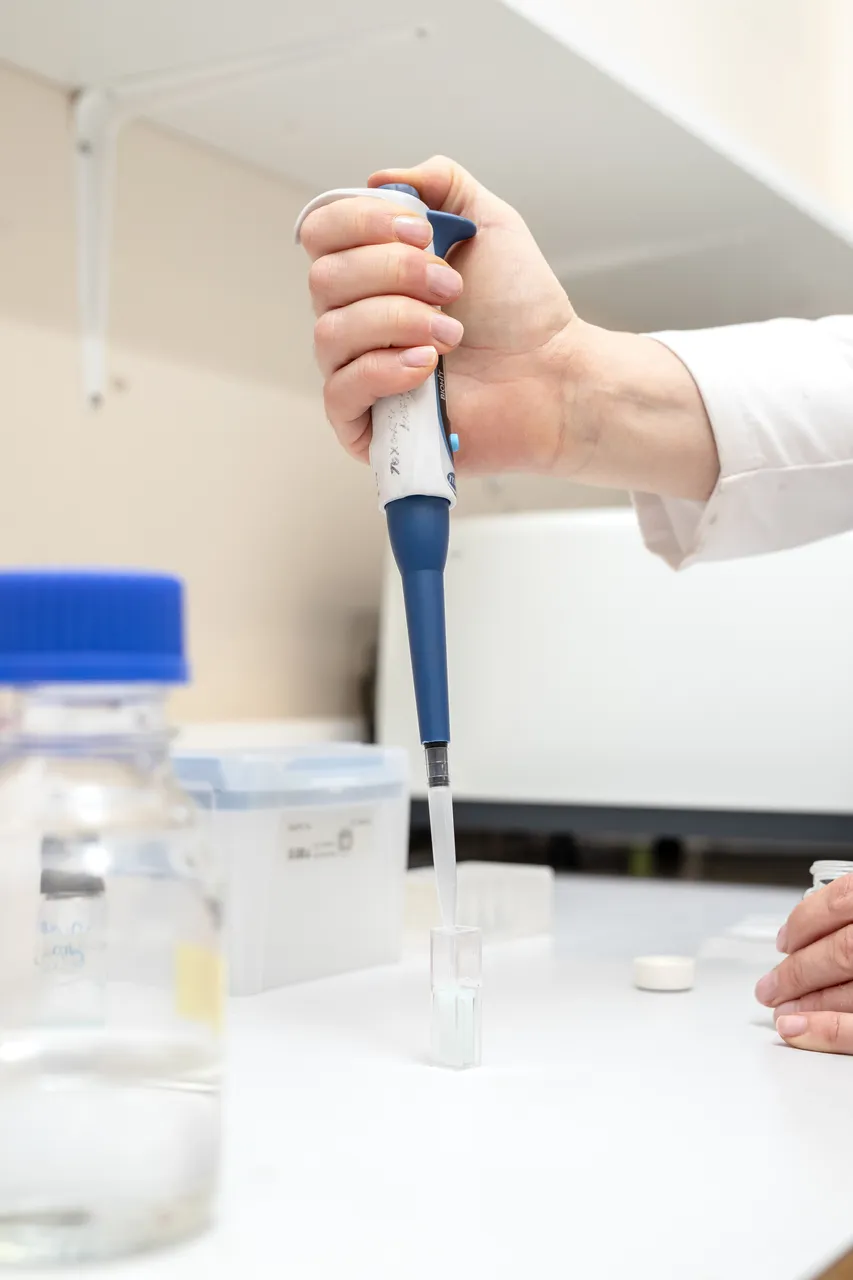 Pipetting of nanoparticles