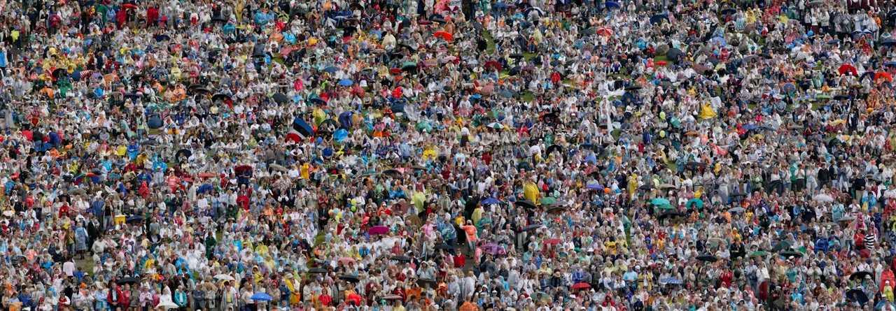 Estonian Song Festival crowd