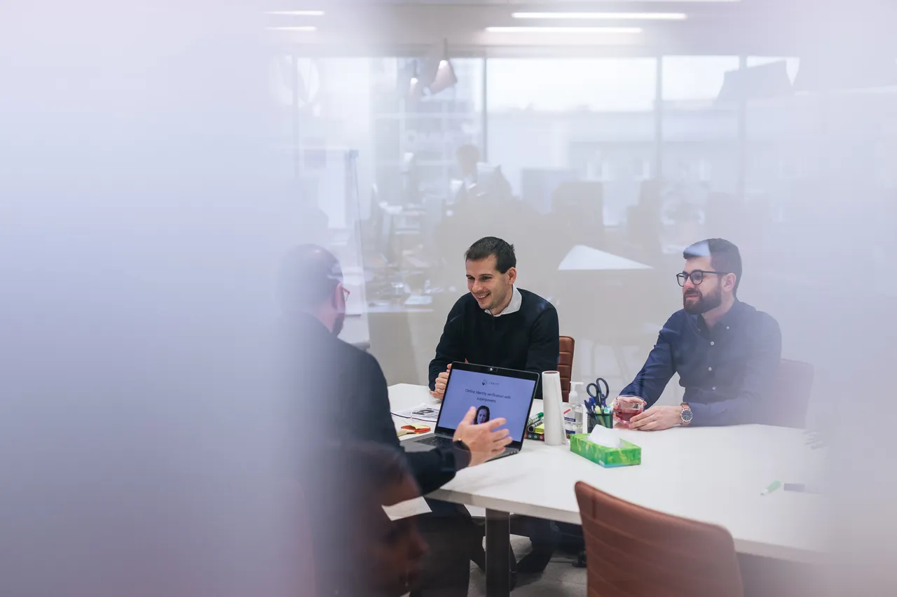 Job interview positive vibe