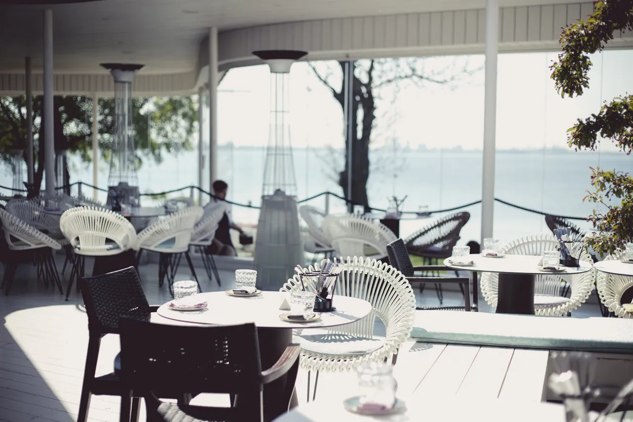 NOA Restaurant view outside