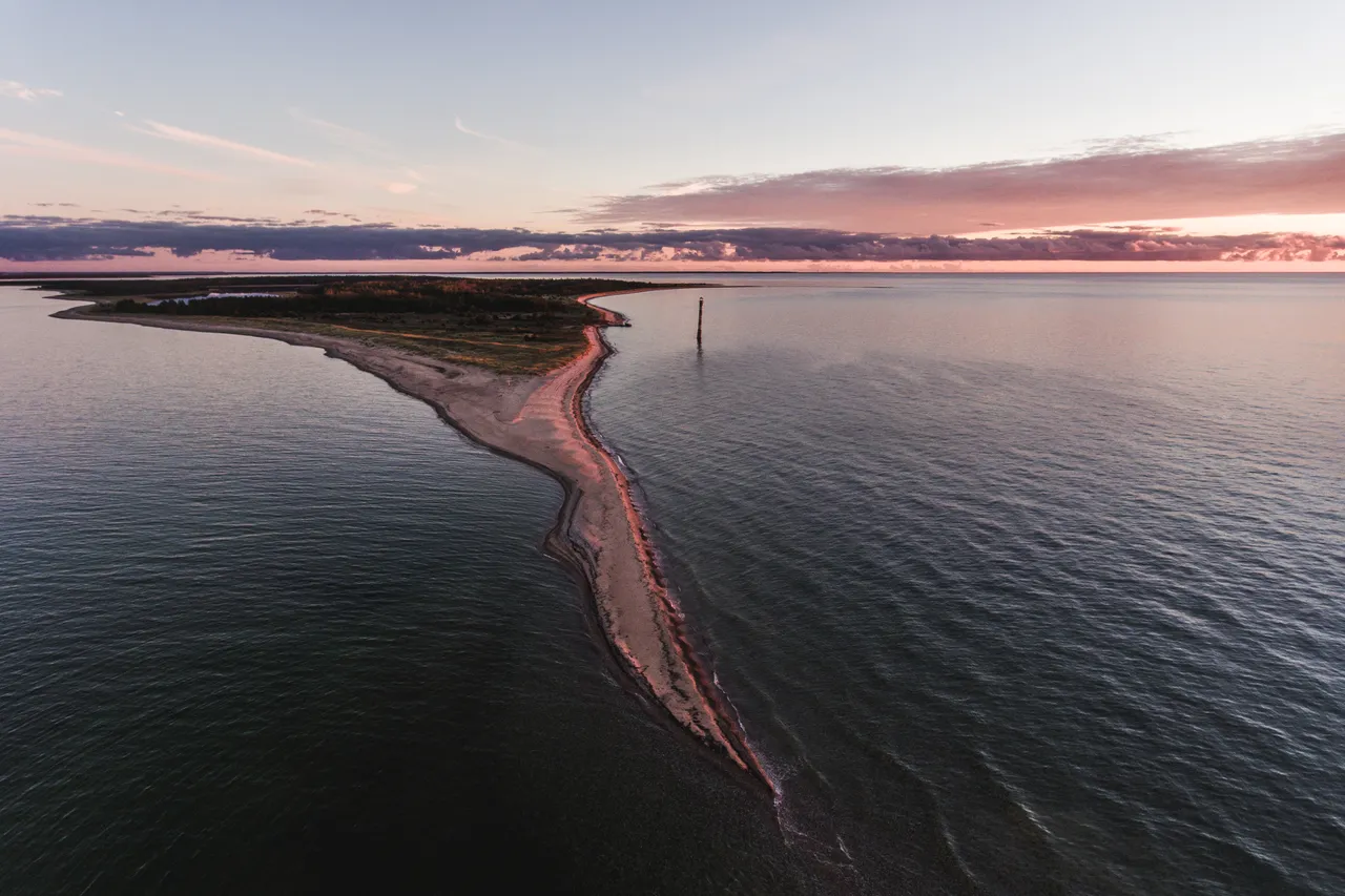Kiipsaare Lighthouse