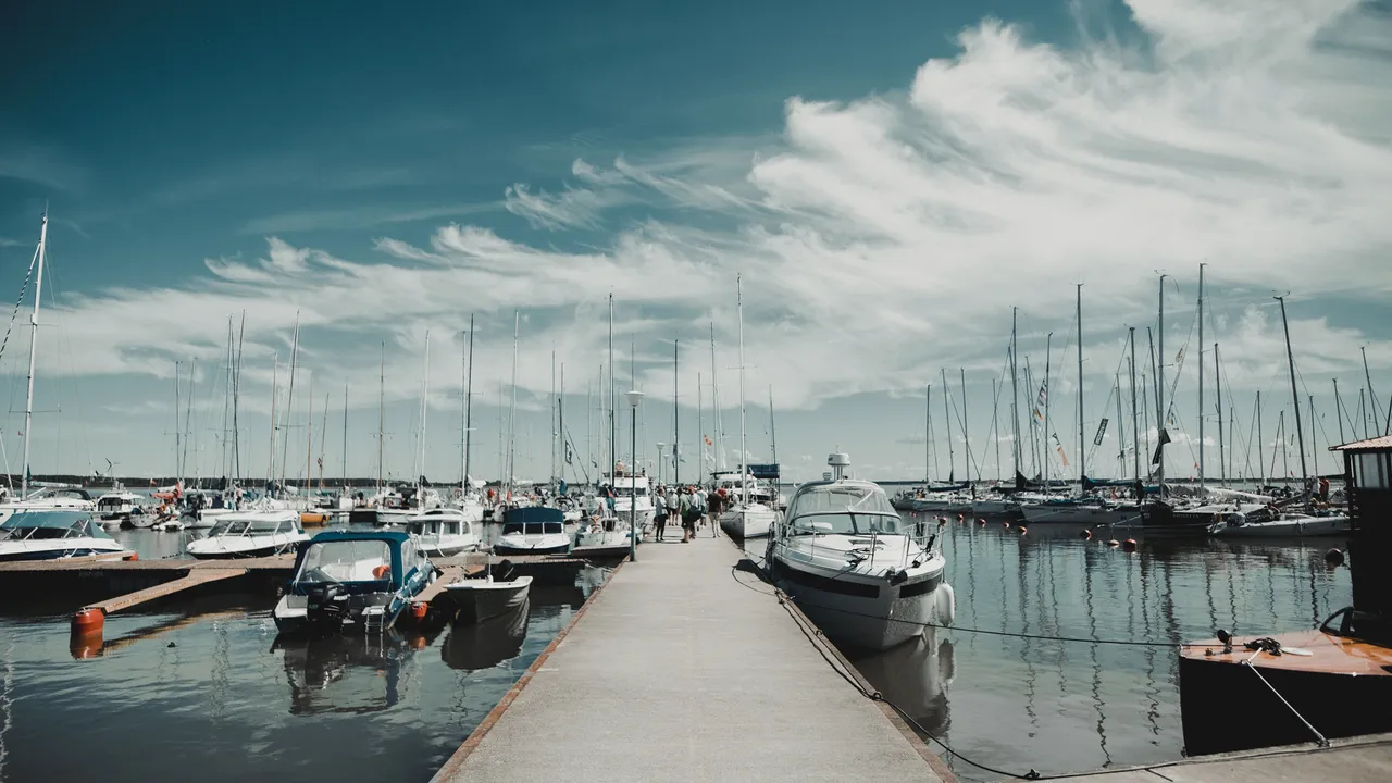 Sailing at Muhu Regata