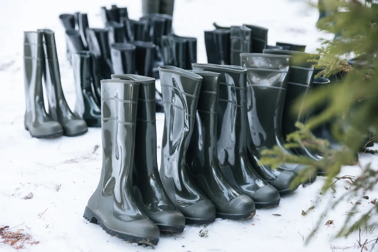 Rubber boots in snow