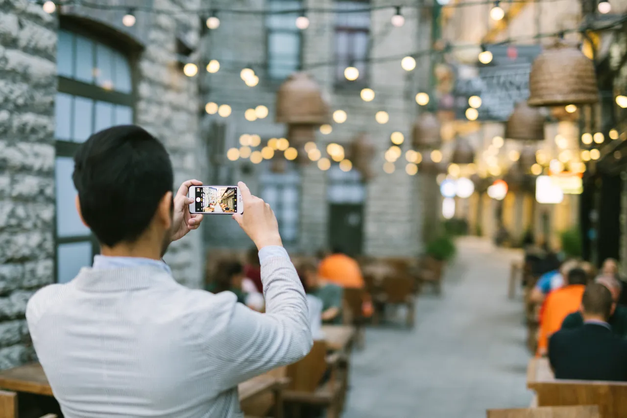 Man taking photos in Rotermann Quarter