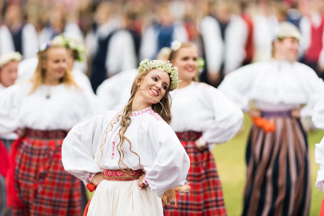 Estonian Dance Festival close up