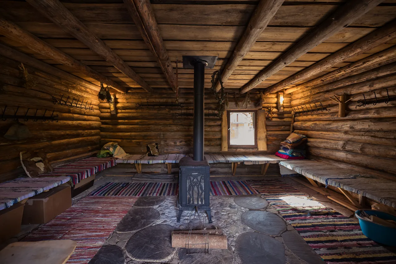 Mooska traditional Old Võromaa smoke sauna
