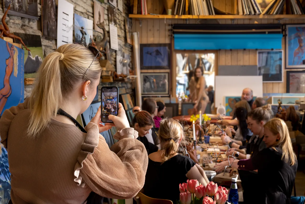 Tauno Kangro sculpture workshop