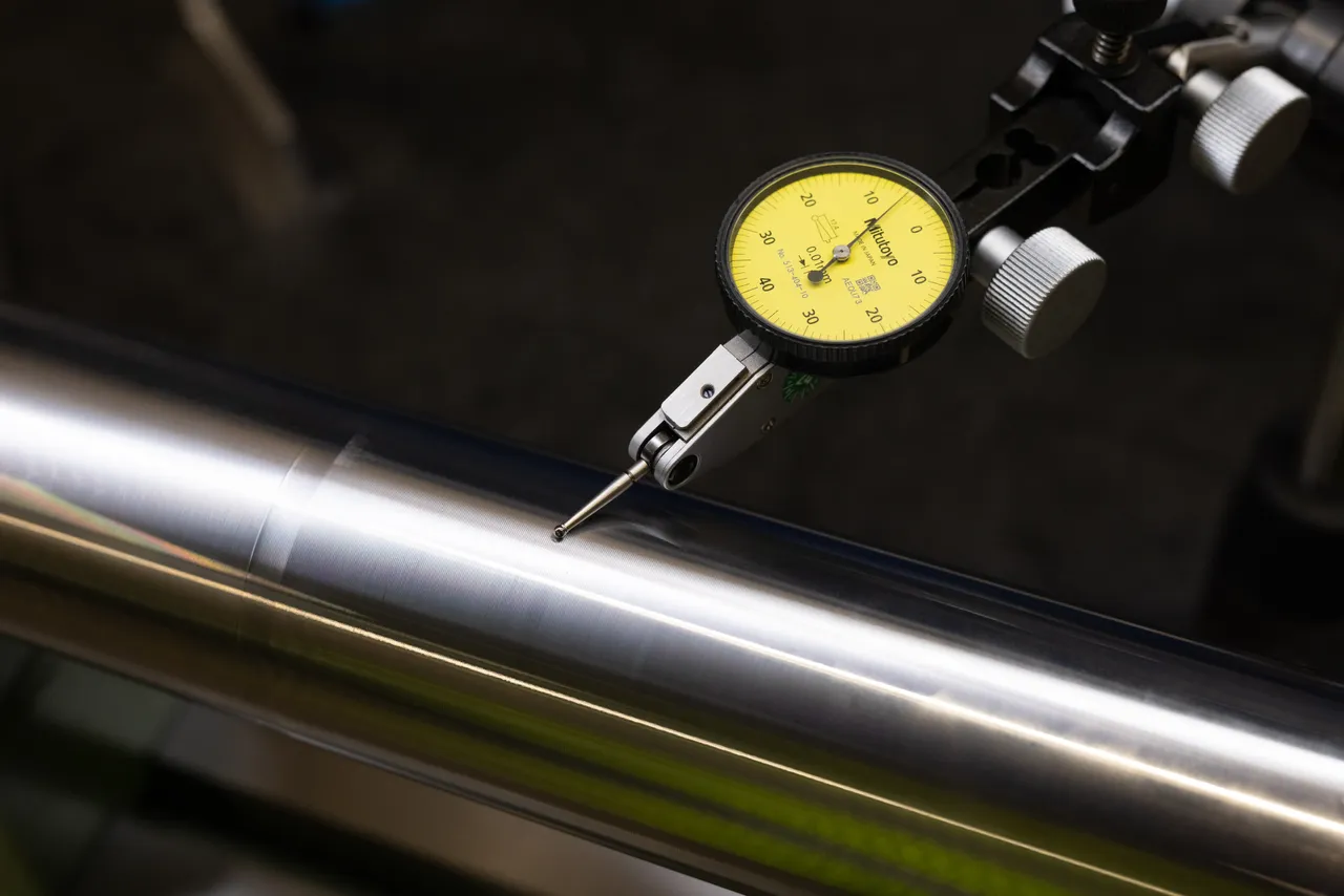 Measuring Metal Surface