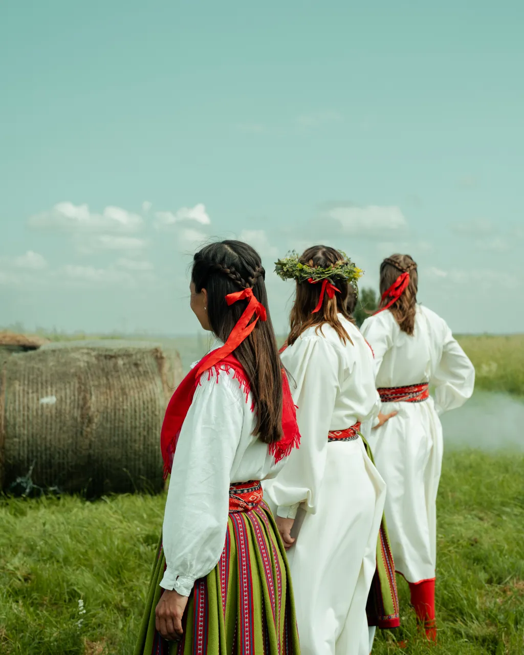 Women in national costumes
