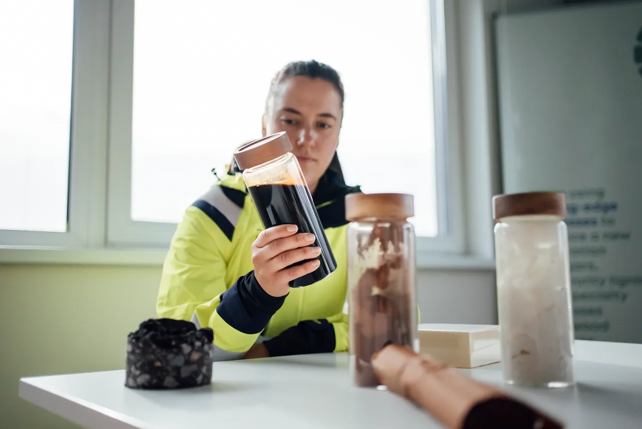 Evaluating biomass samples for quality