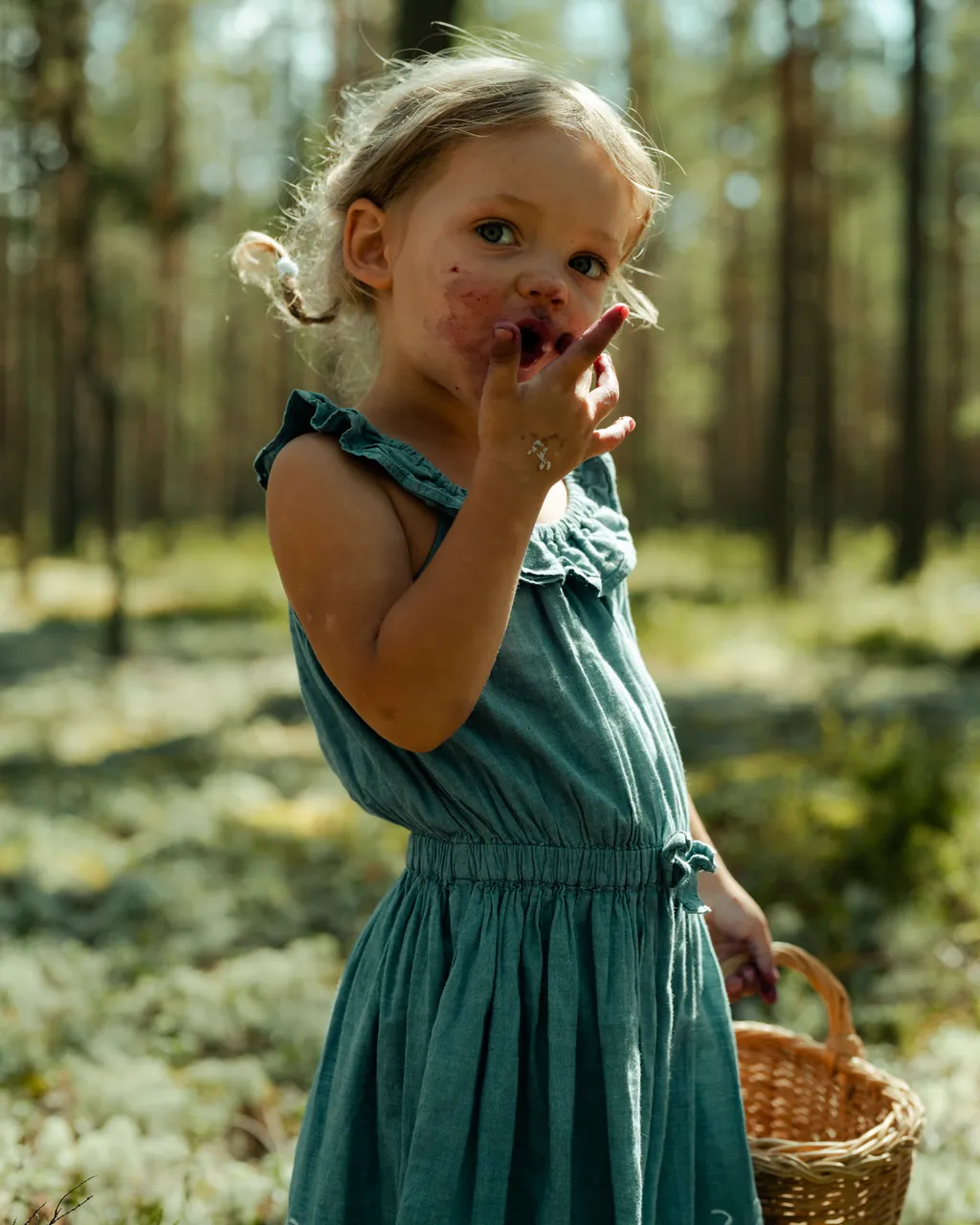 Kids picking blueberries