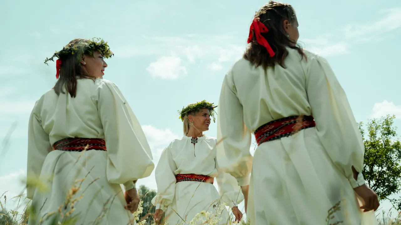 Women in national costumes