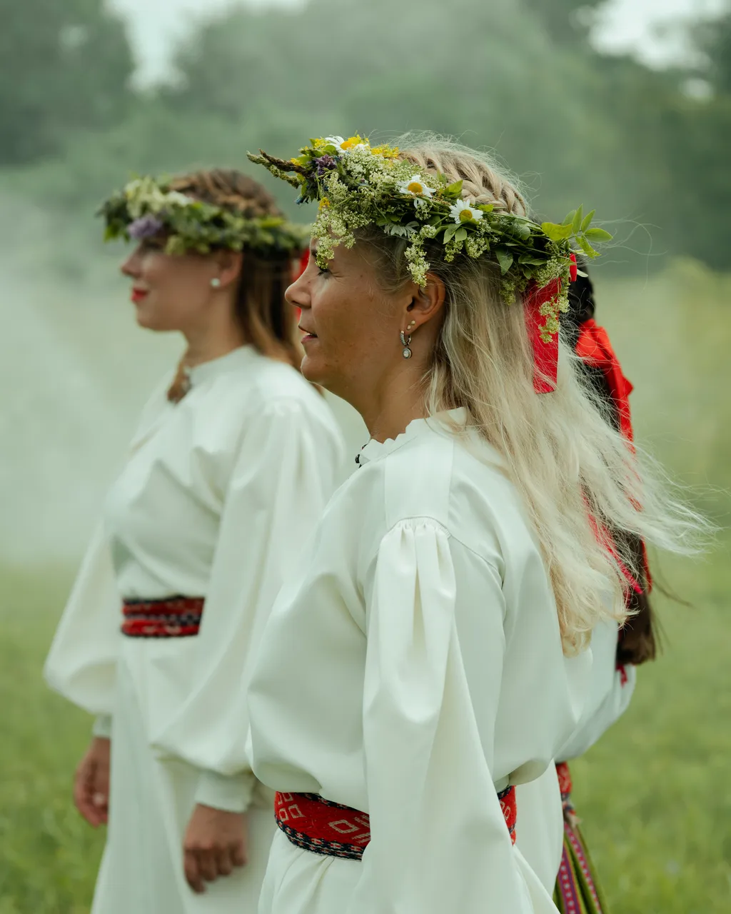 Women in national costumes