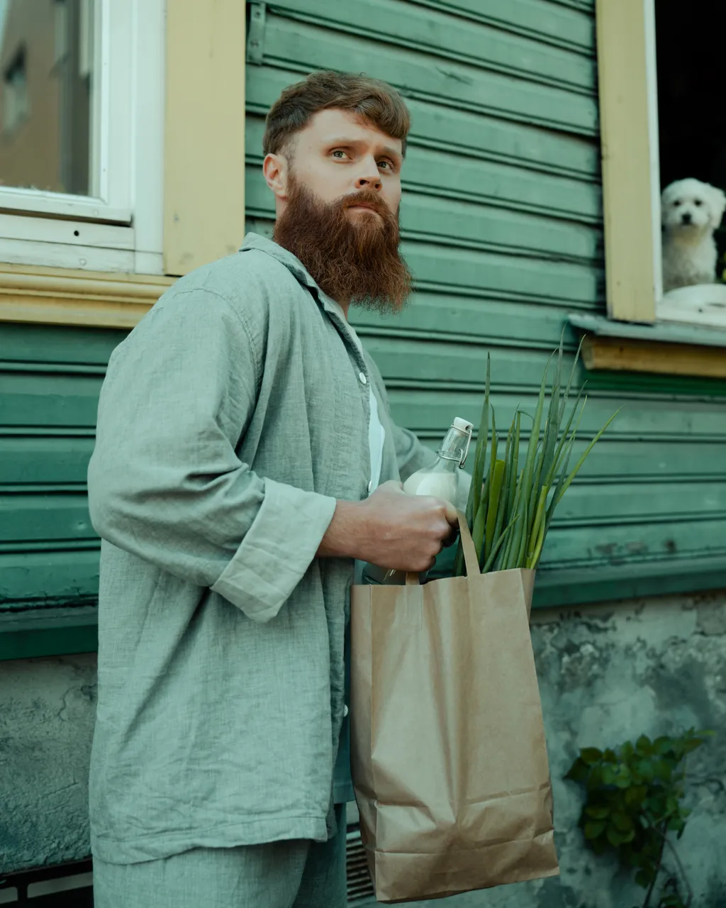 Hipster with grocieries