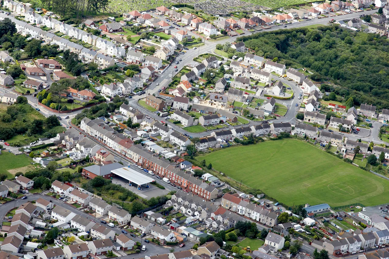 Community and Town Councils - Image 3