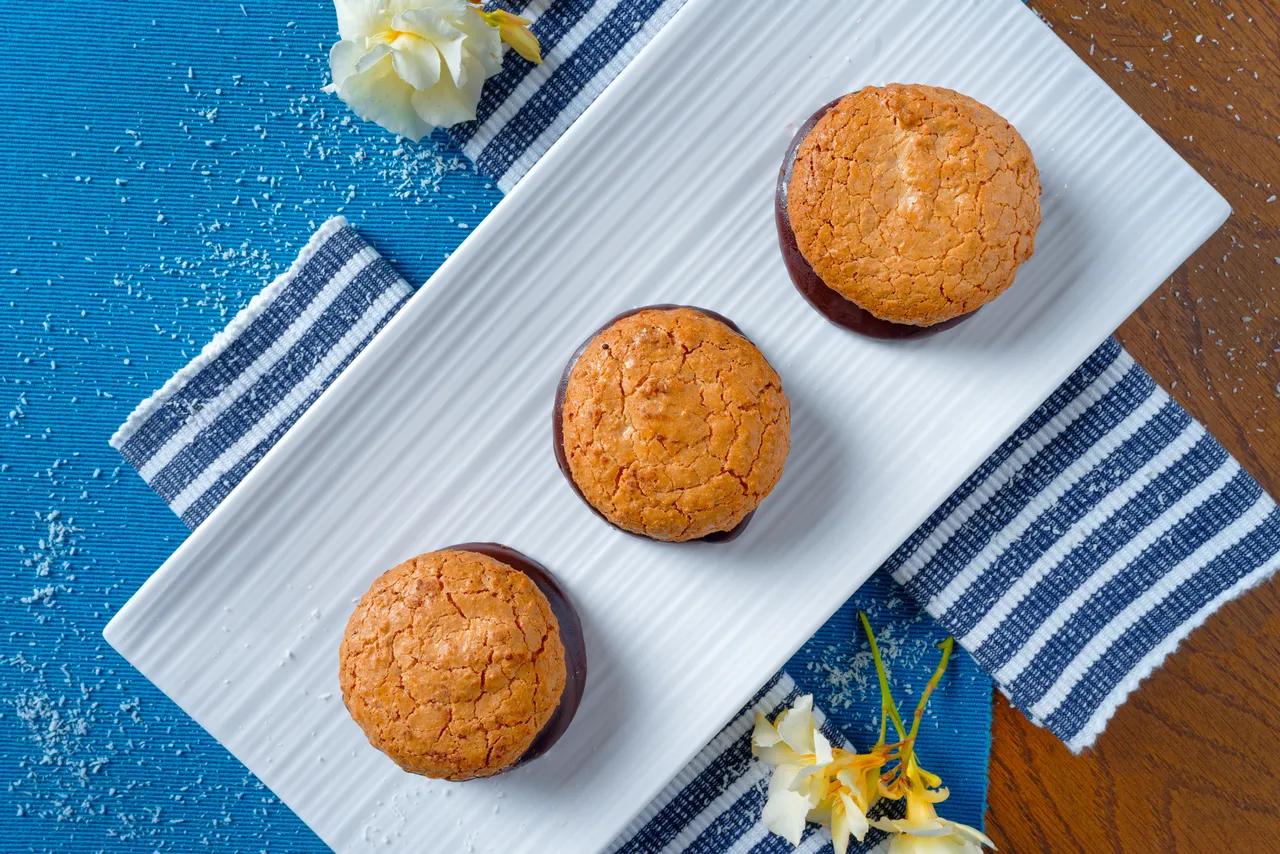 Plněná kokoska Stuffed coconut