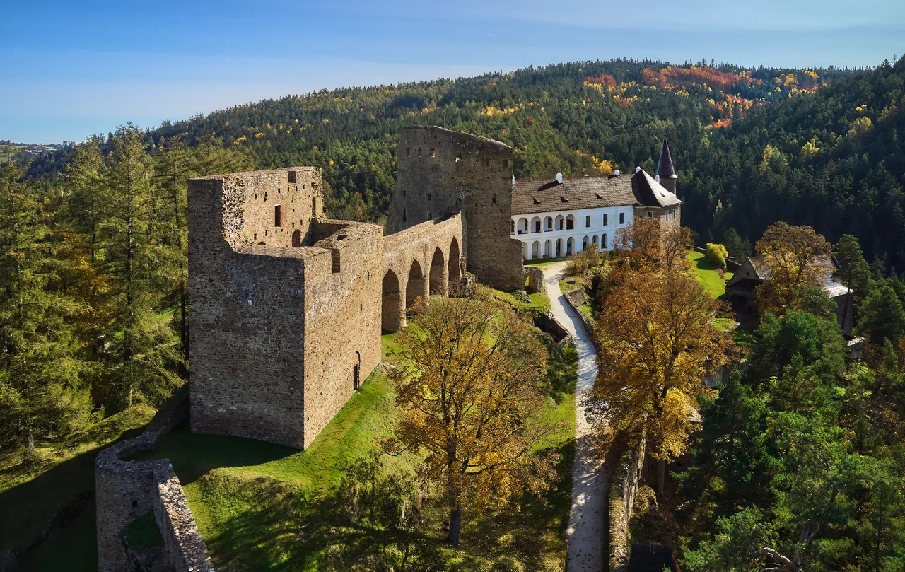 Velhartice