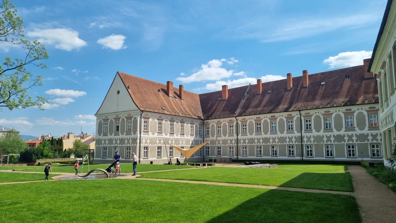 Piaristický klášter