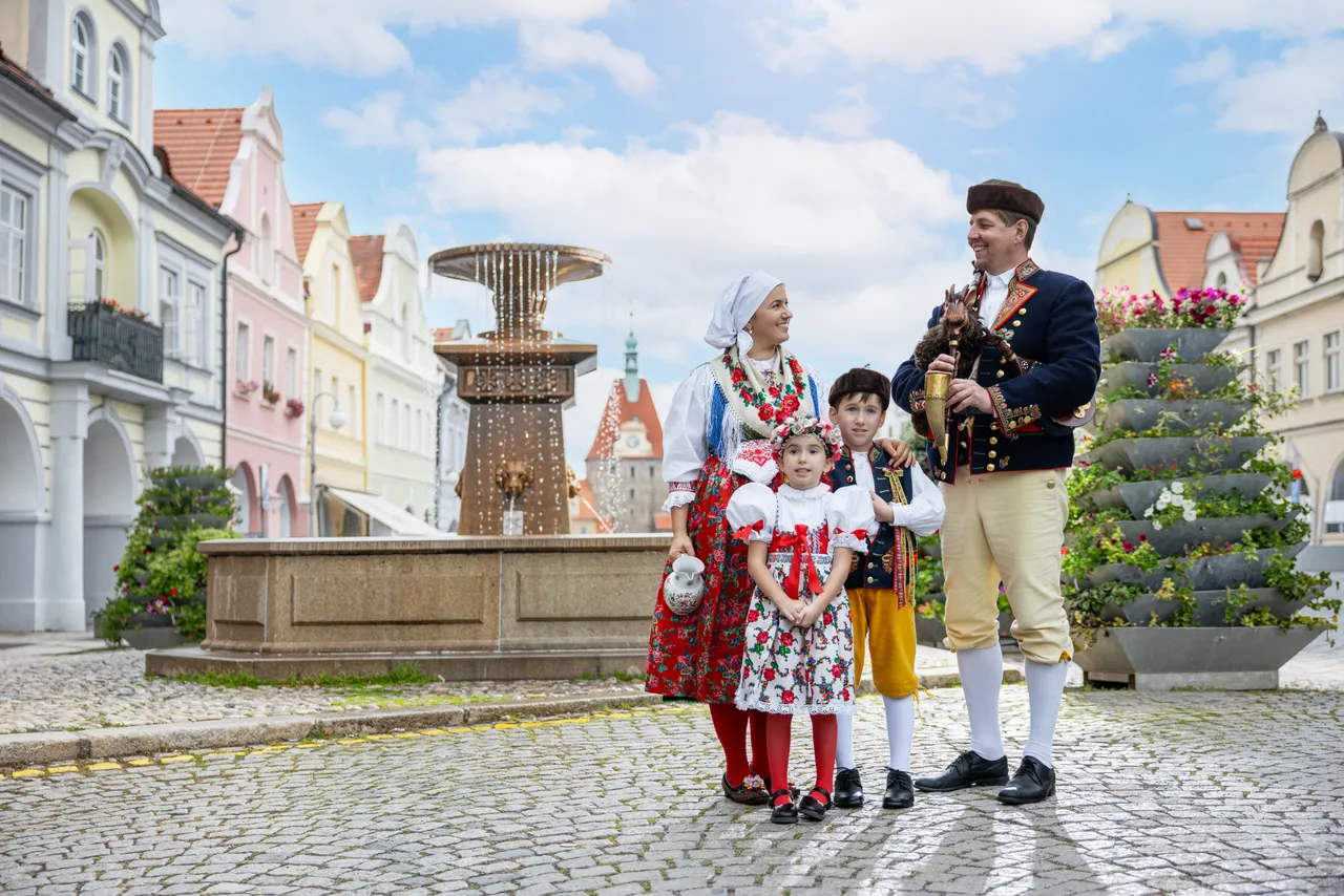 gasto_II-highres@oldrichhrb-57