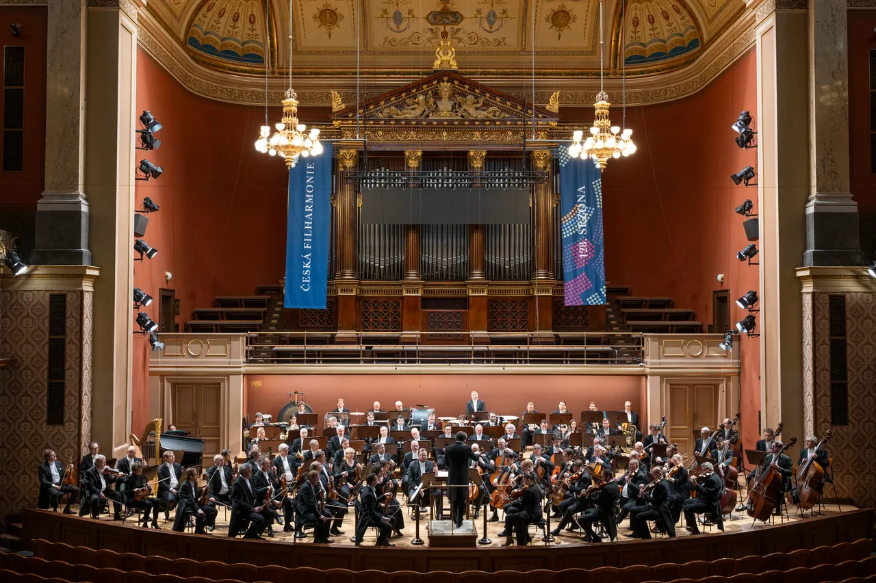 240214_CF_Jakub Hrusa_koncert_HiRes_001_(c)_Petr Kadlec