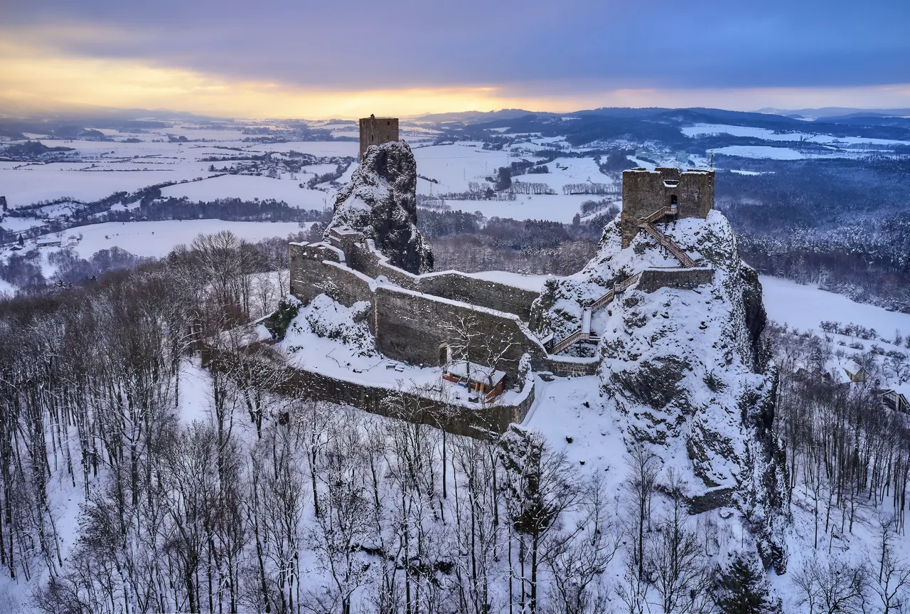 Trosky_2021_01_17_084352_0117ONE_L_BIG