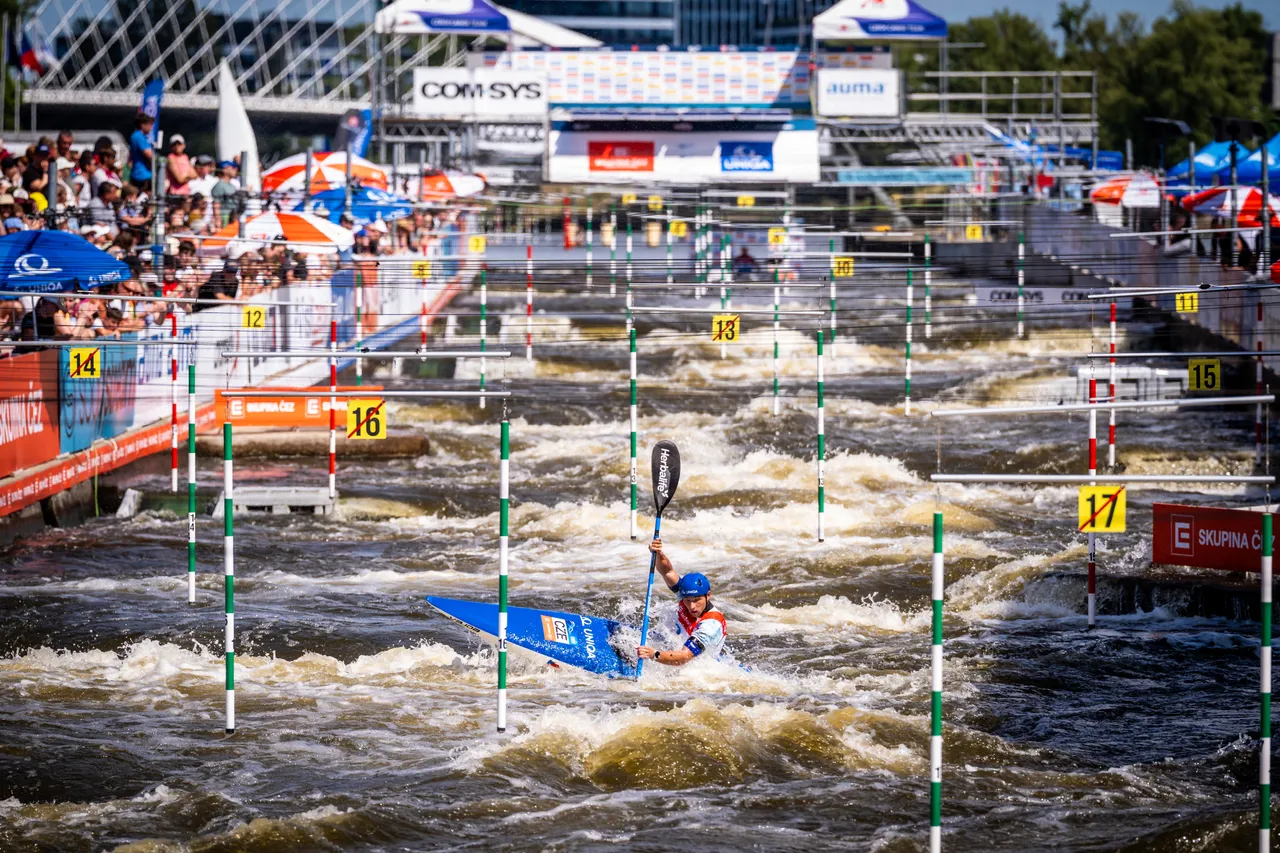 Světový pohár ve vodním slalomu