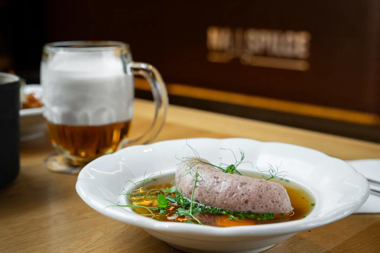 gasto_II-highres@oldrichhrb-35