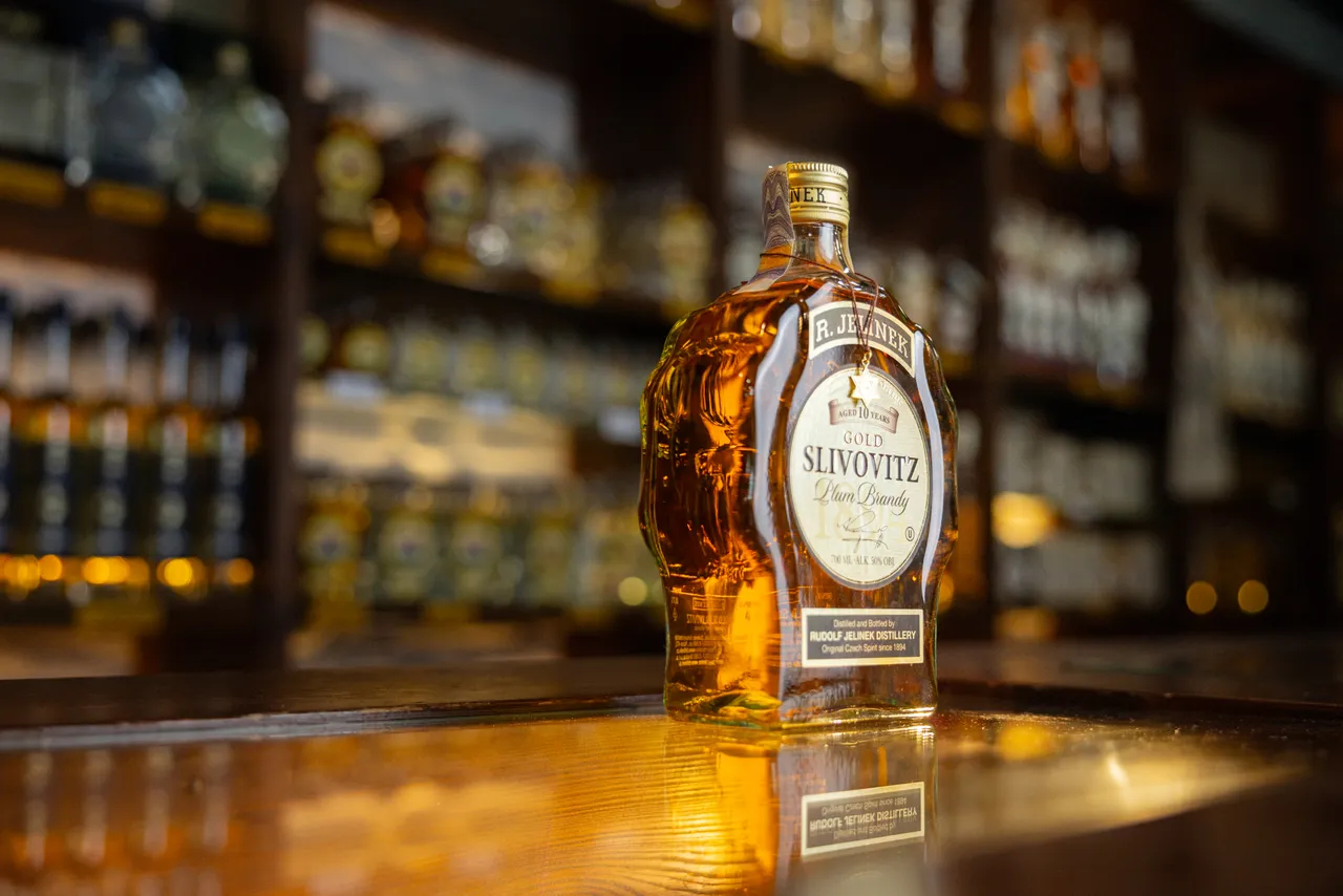 gasto_II-highres@oldrichhrb-13