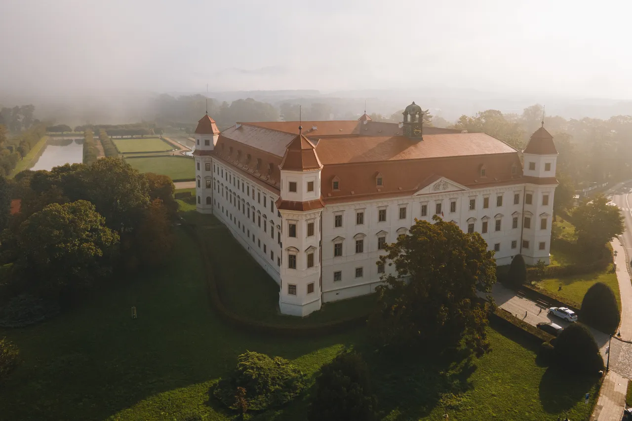 Holešov zámek