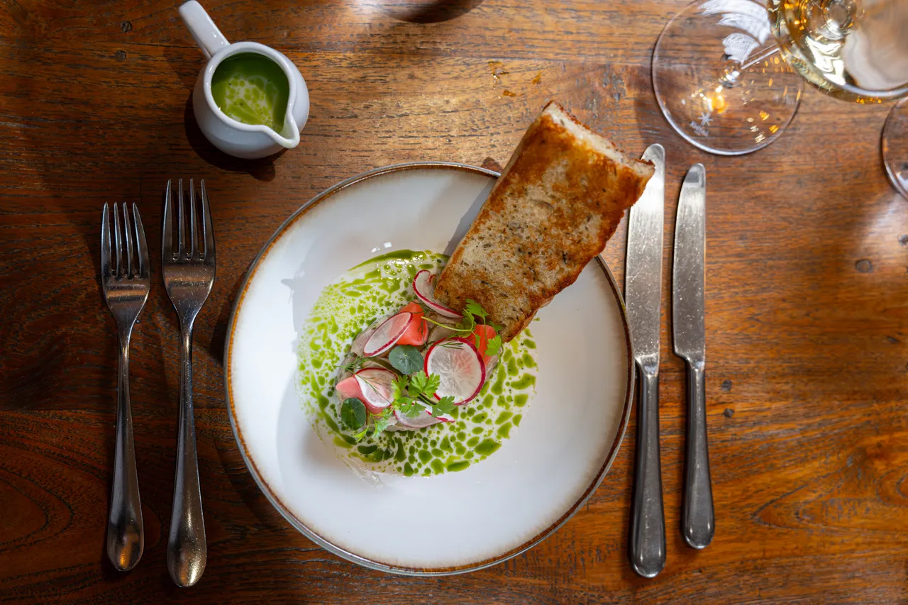 gasto_II-highres@oldrichhrb-98