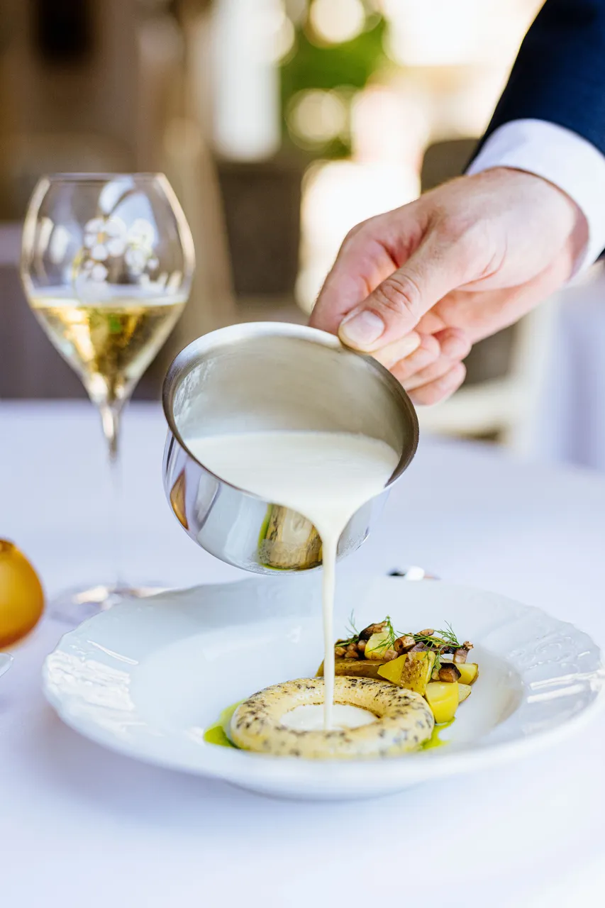 Kremova_polevka_menu_Grandrestaurant_2021_Jan_Maly