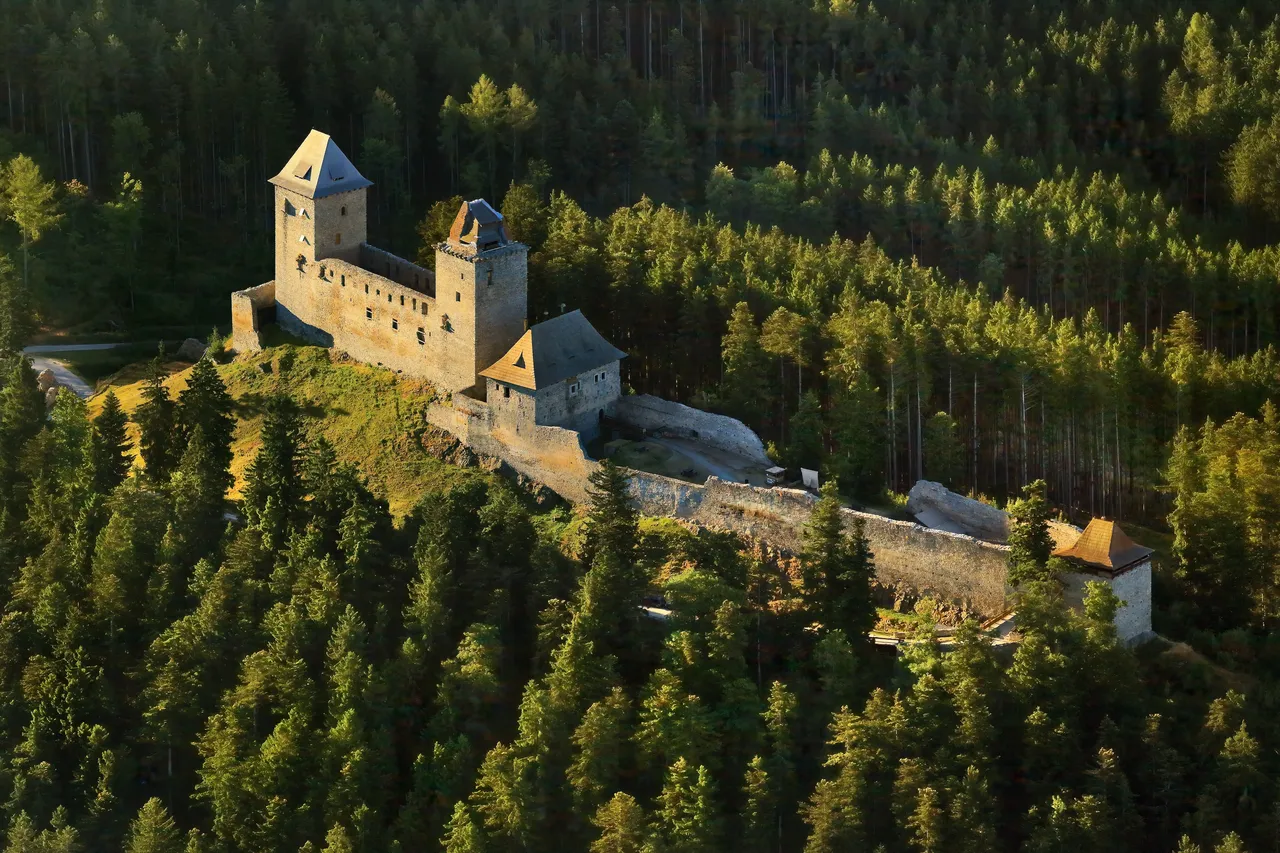 Kasperk_2013_08_03_070431_7453_L_BIG